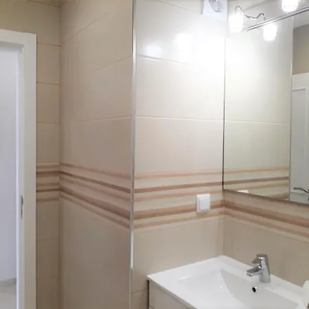 T1 Praiamar Rc Com Ar-condicionado * 奎特里拉