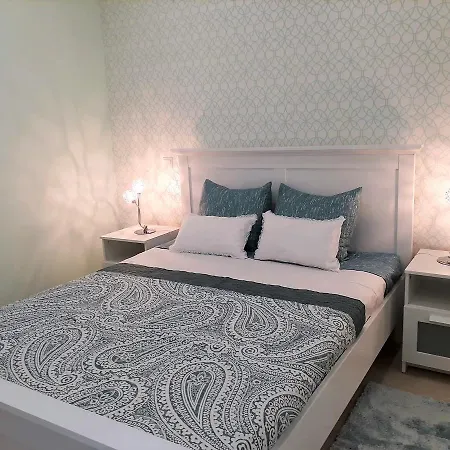 Apartman T1 Praiamar Rc Com Ar-condicionado